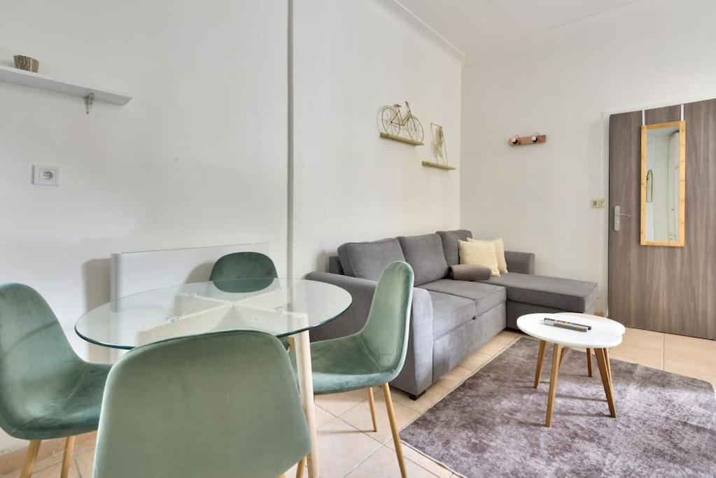 Superbe Vieux 1 Min A Pied De La Apartment *